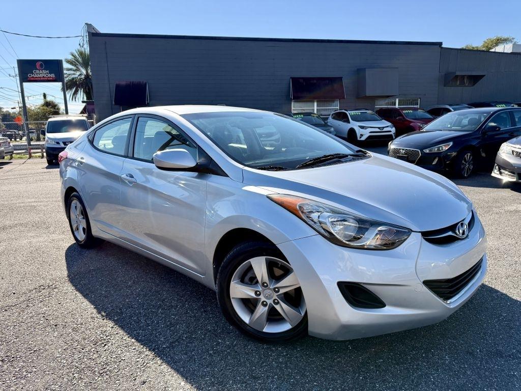 Hyundai Elantra GLS A/T 2011