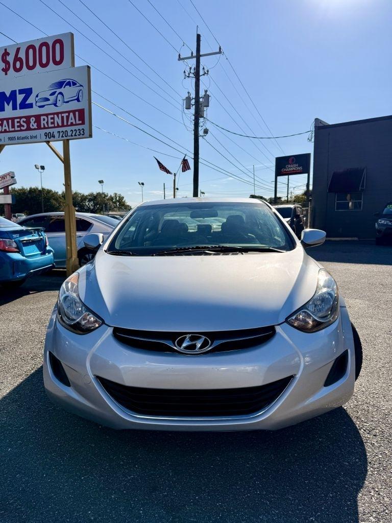 Hyundai Elantra GLS A/T 2011