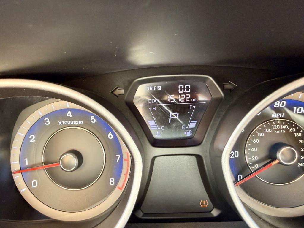Hyundai Elantra GLS A/T 2011