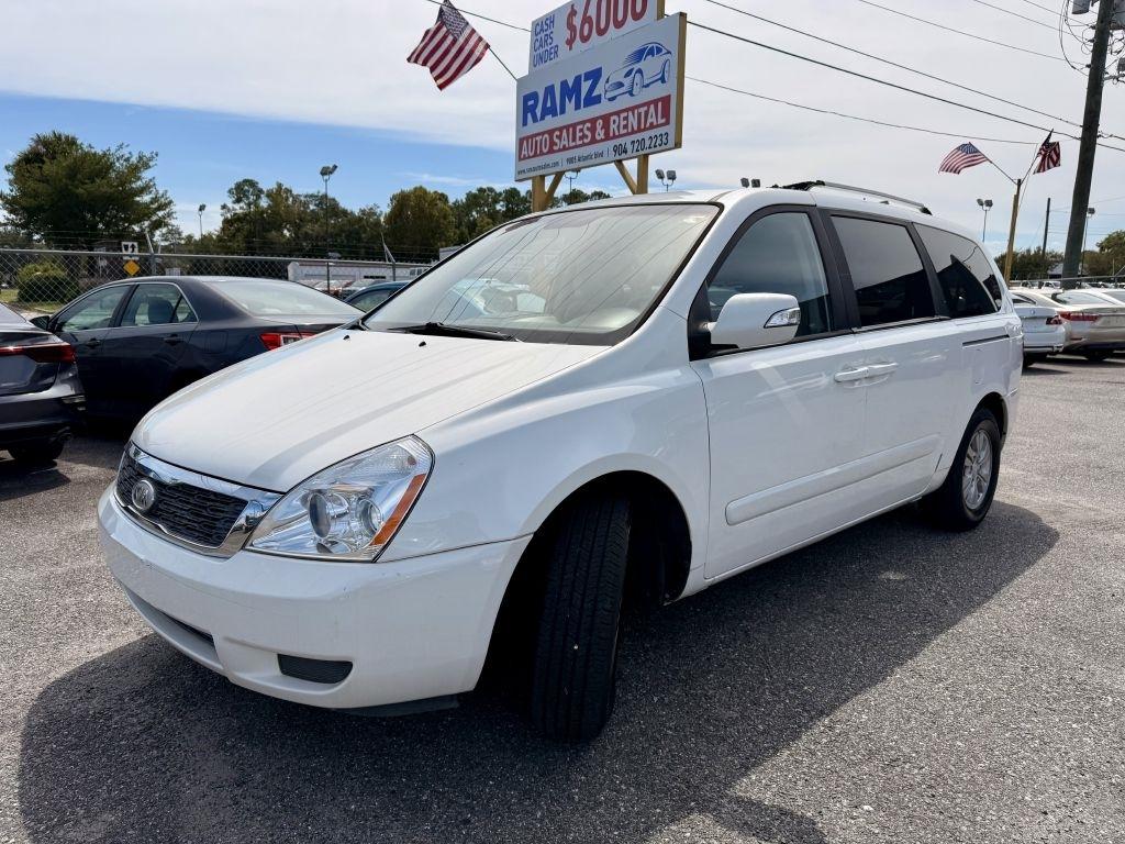 Kia Sedona LX LWB 2012