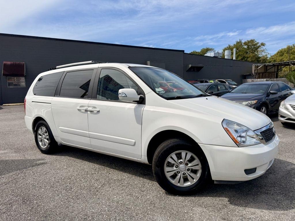 Kia Sedona LX LWB 2012