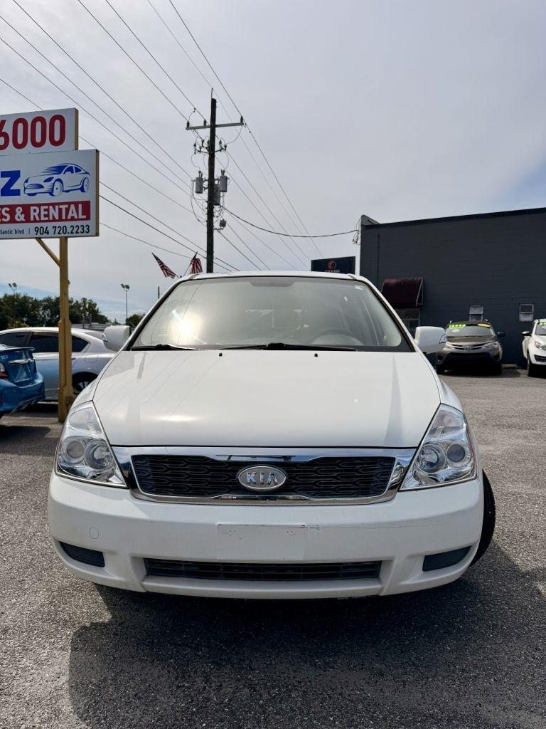 Kia Sedona LX LWB 2012