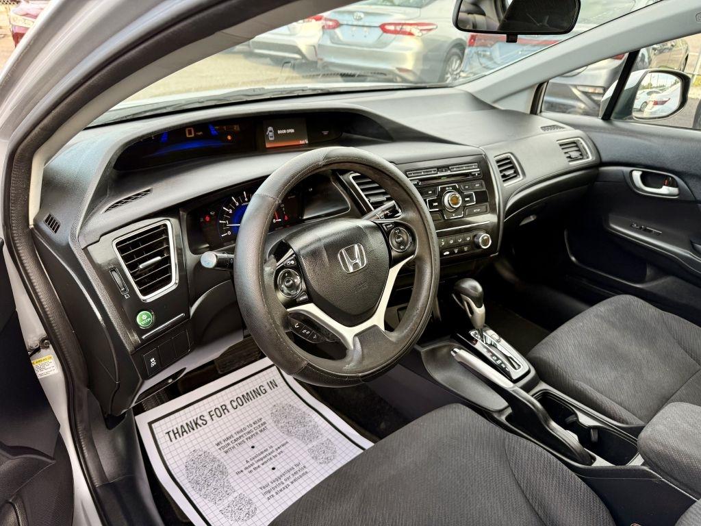 Honda Civic LX Sedan 5-Speed AT 2013