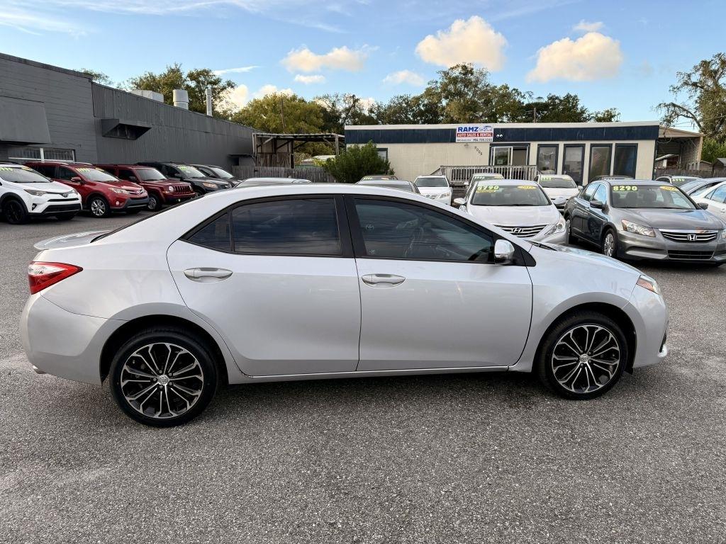 Toyota Corolla LE CVT 2016
