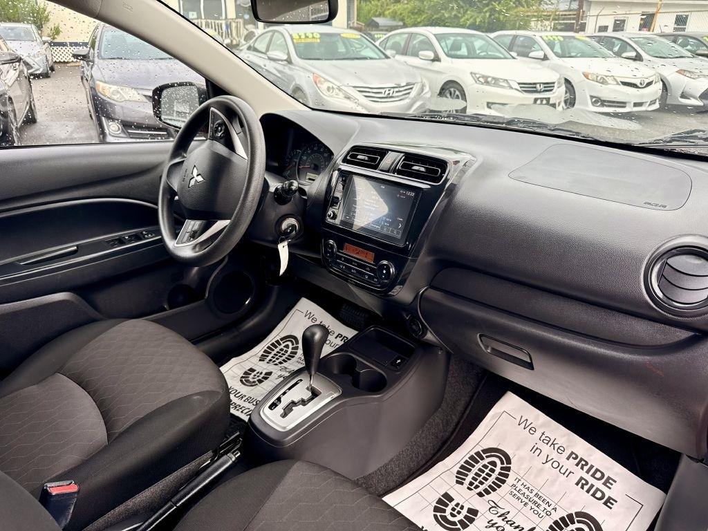 Mitsubishi Mirage ES 5M 2024