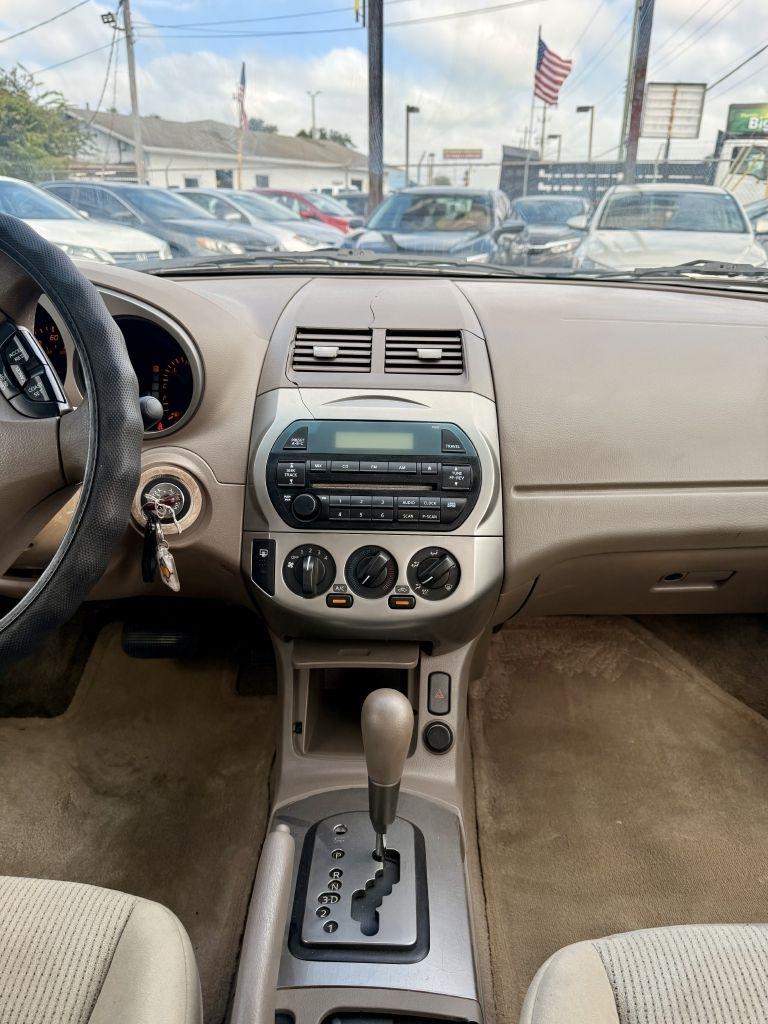 Nissan Altima 2.5 S 2003