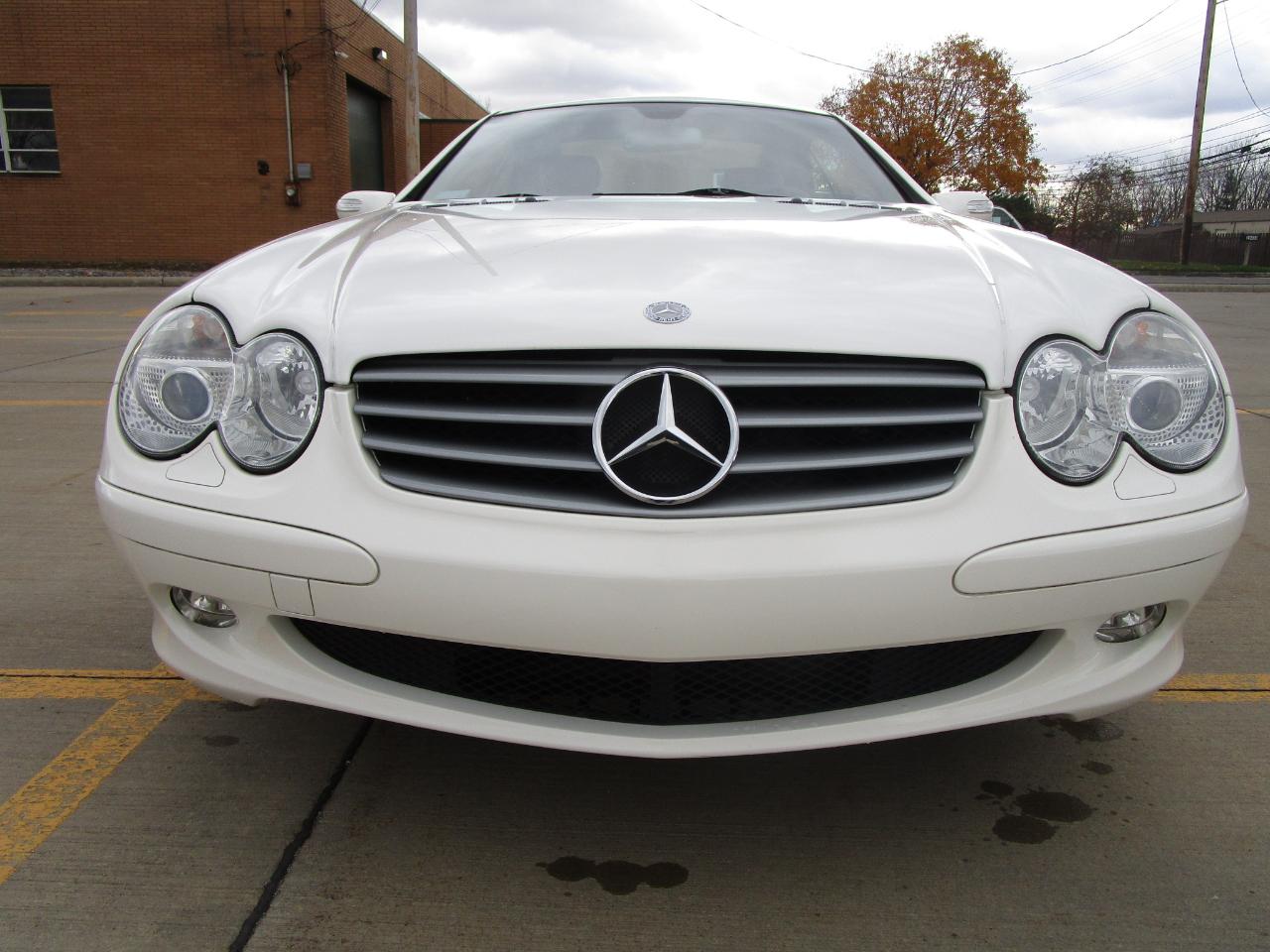 Mercedes-Benz SL-Class 2dr Roadster 5.0L 2005
