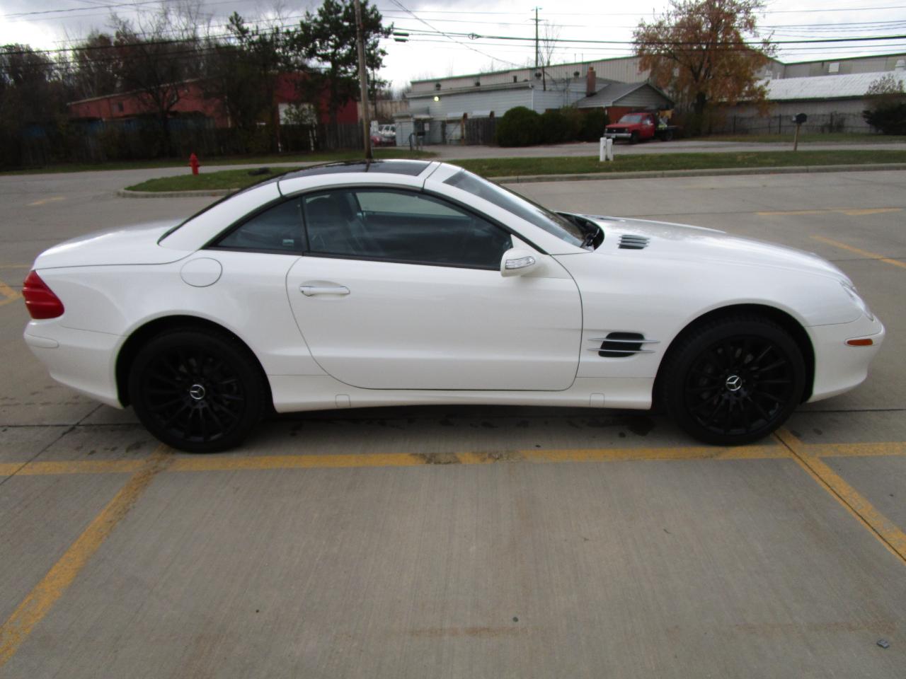 Mercedes-Benz SL-Class 2dr Roadster 5.0L 2005