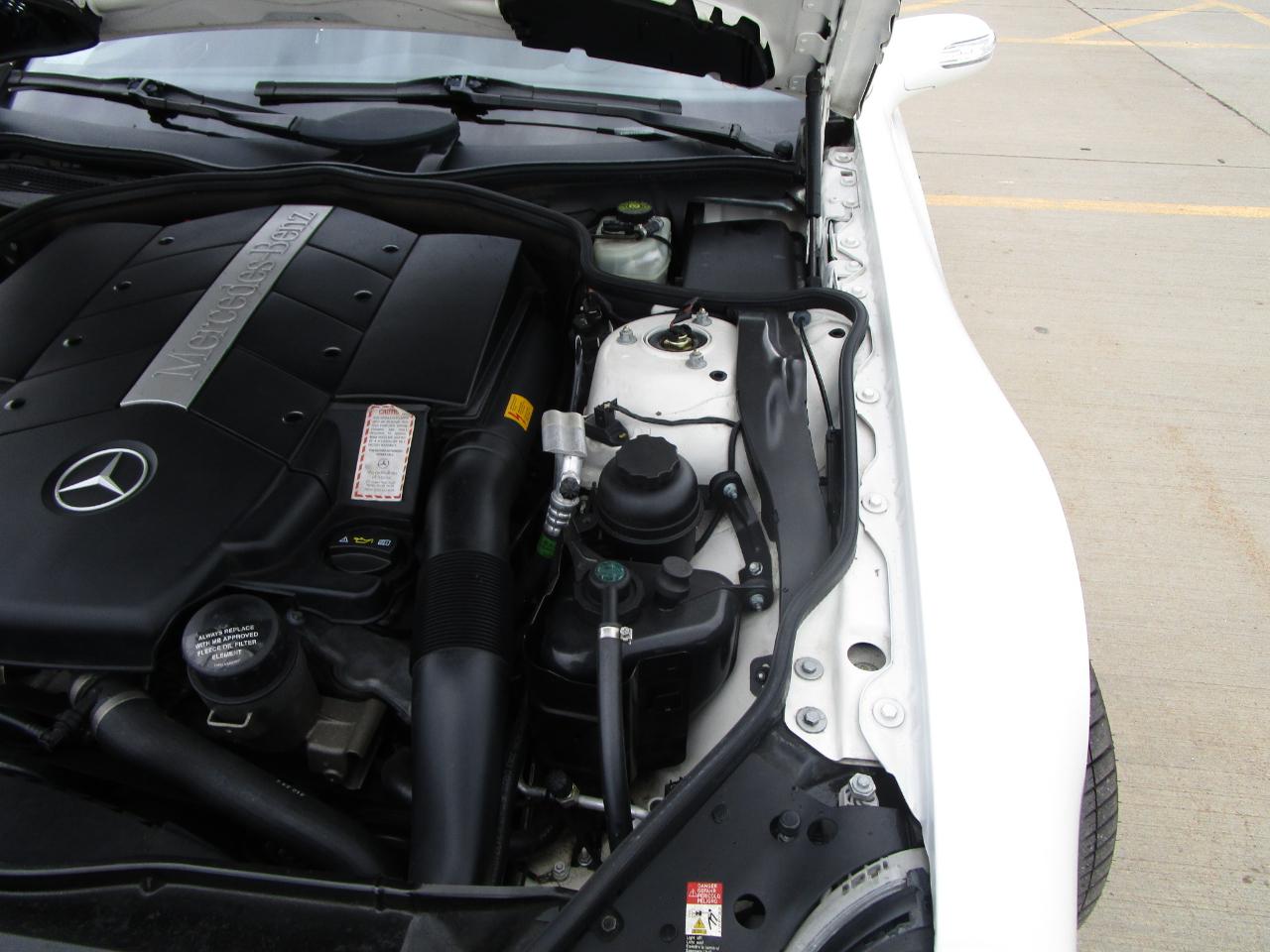 Mercedes-Benz SL-Class 2dr Roadster 5.0L 2005