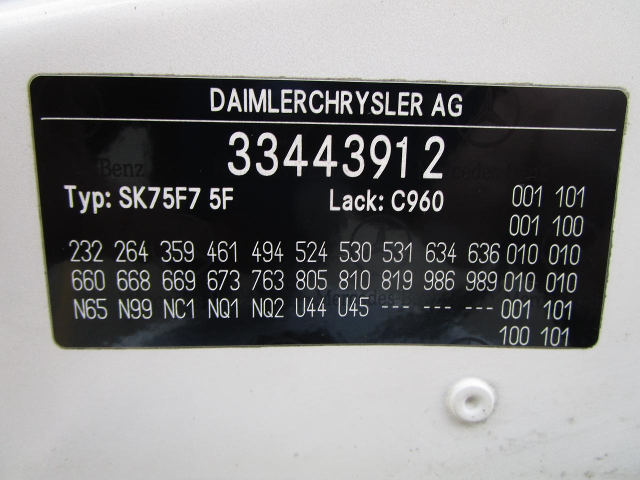 Mercedes-Benz SL-Class 2dr Roadster 5.0L 2005