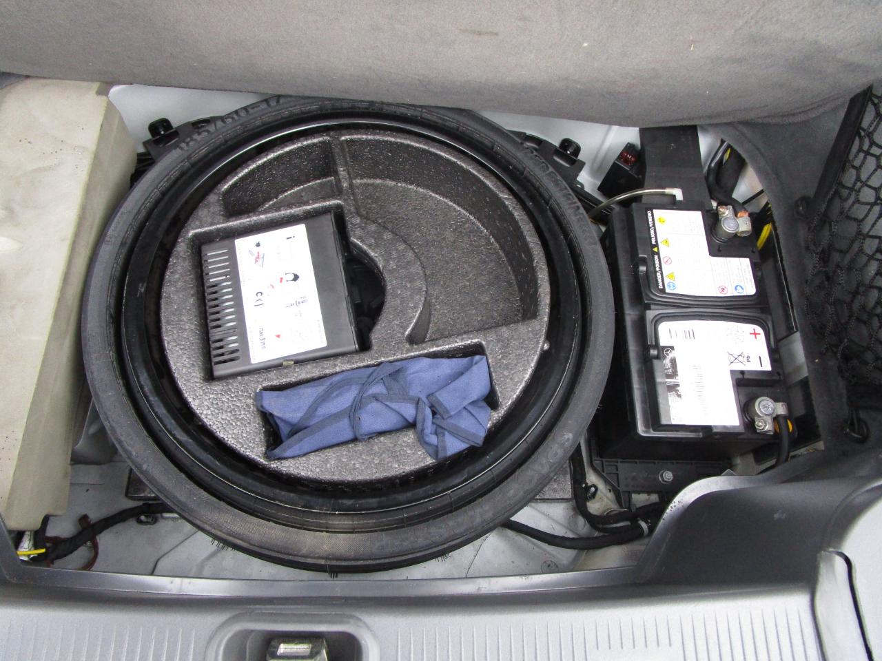 Mercedes-Benz SL-Class 2dr Roadster 5.0L 2005