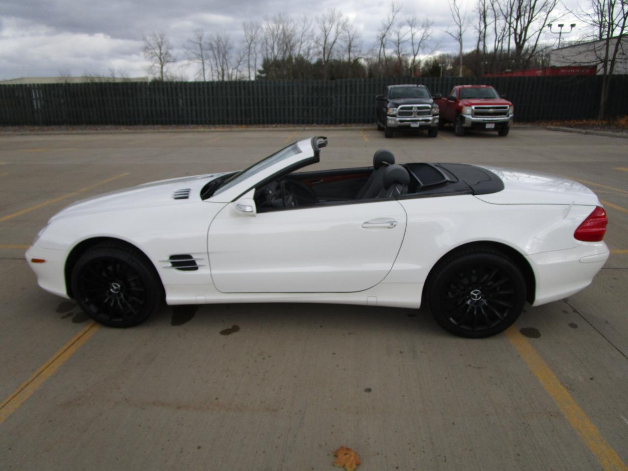 Mercedes-Benz SL-Class 2dr Roadster 5.0L 2005