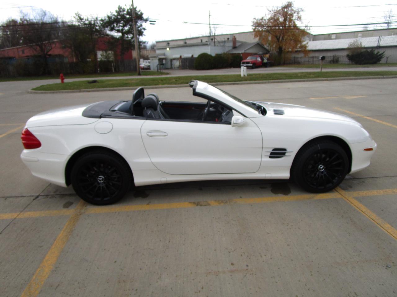 Mercedes-Benz SL-Class 2dr Roadster 5.0L 2005