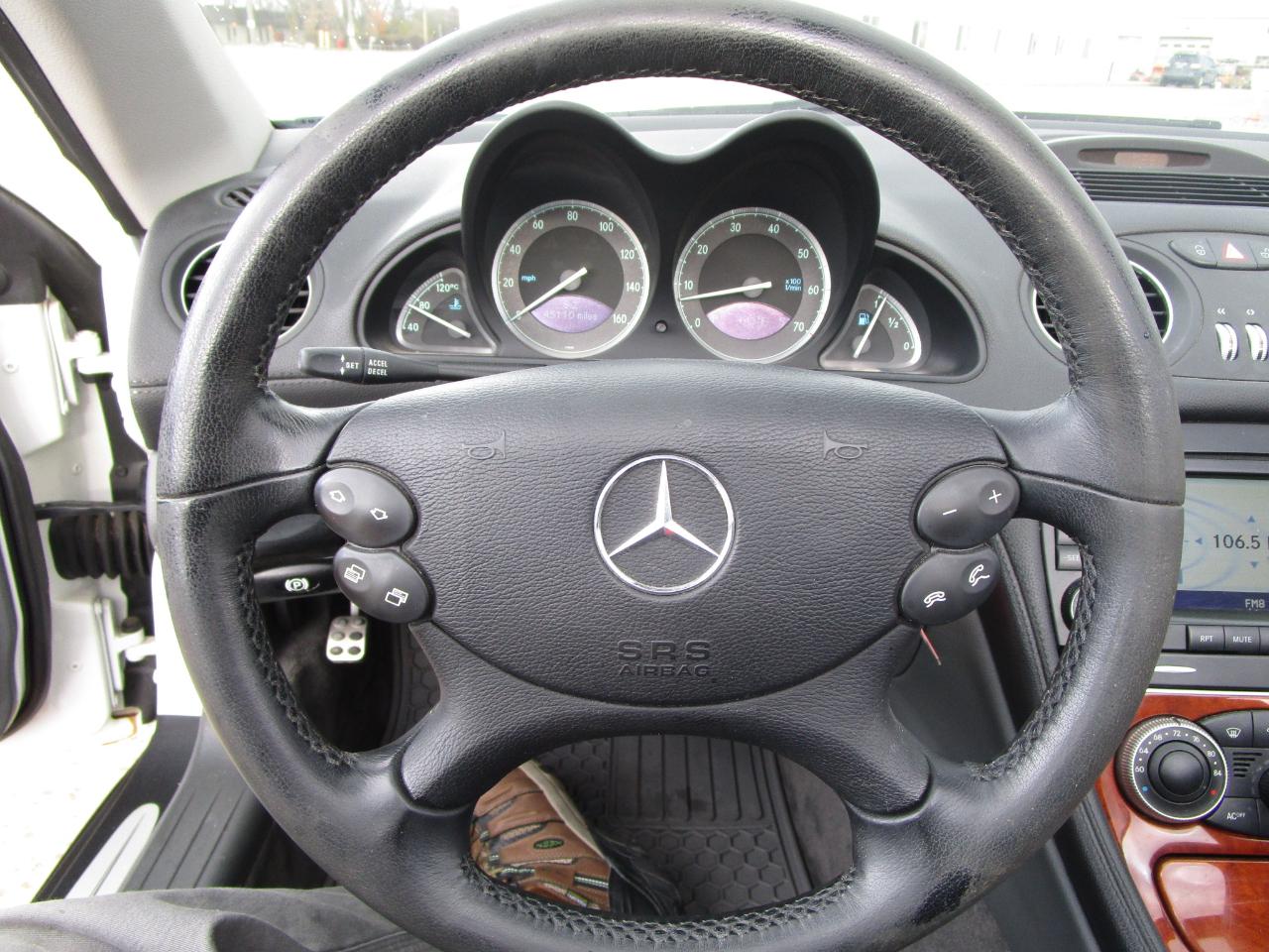Mercedes-Benz SL-Class 2dr Roadster 5.0L 2005