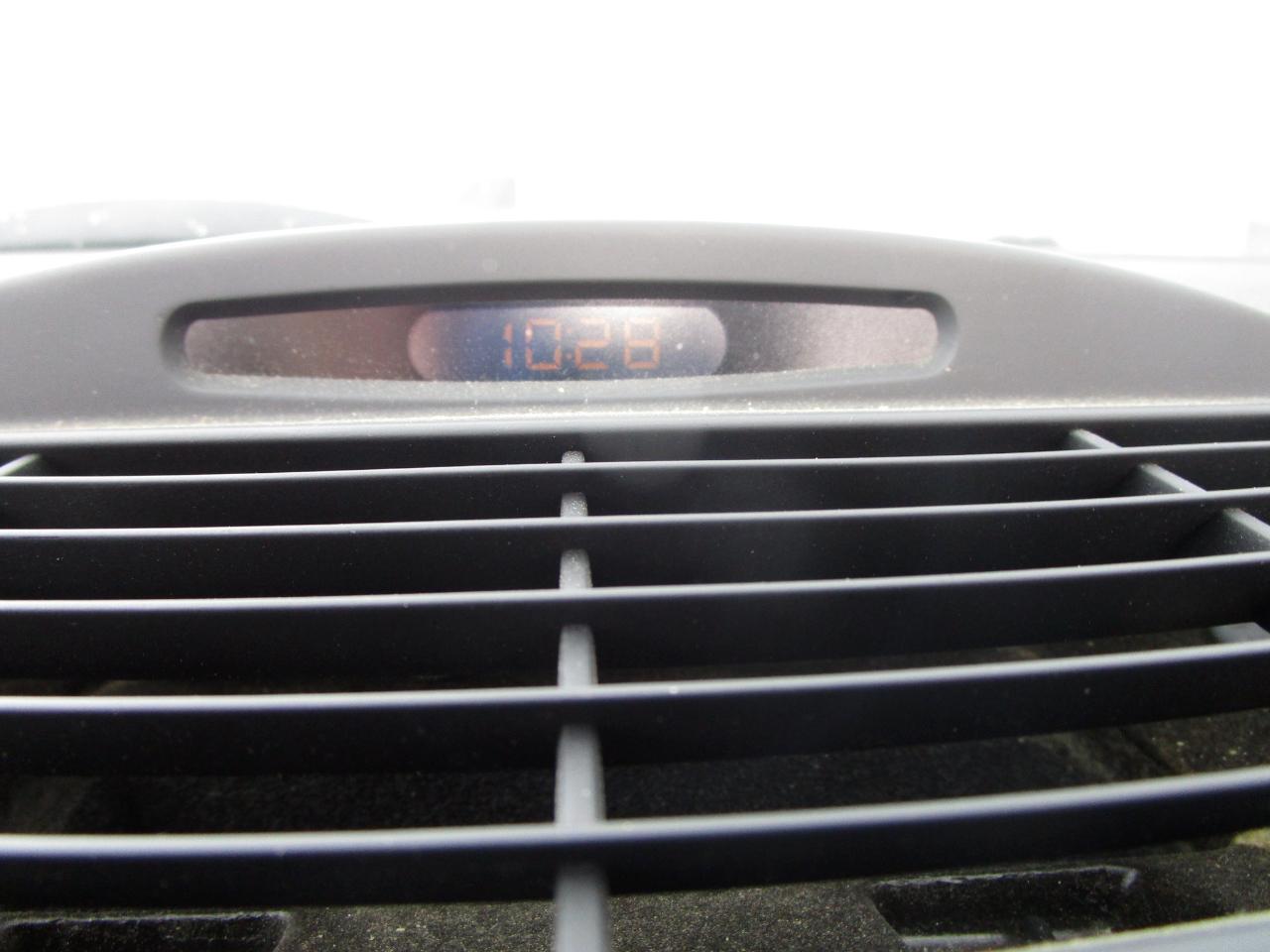 Mercedes-Benz SL-Class 2dr Roadster 5.0L 2005