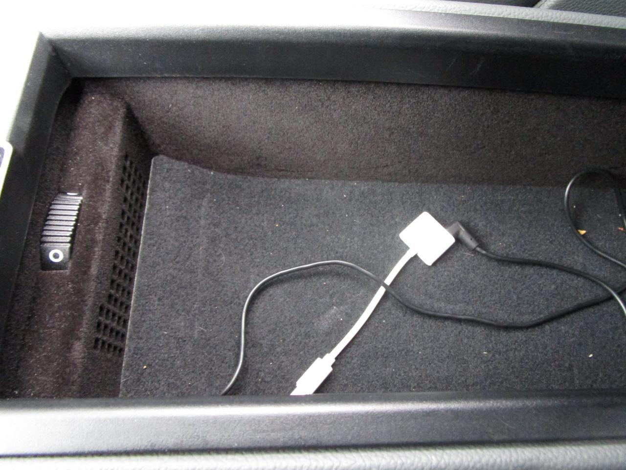 Mercedes-Benz SL-Class 2dr Roadster 5.0L 2005