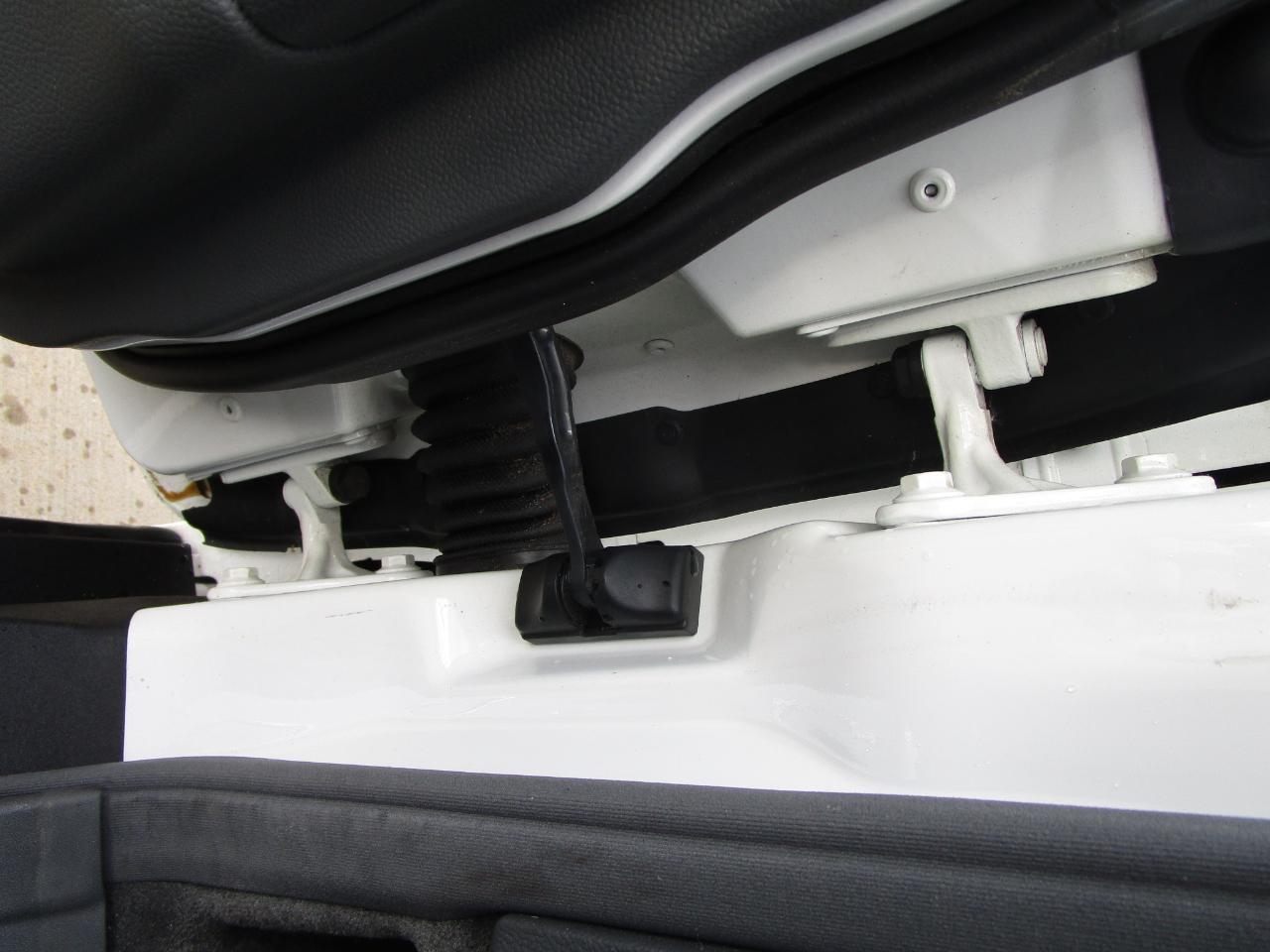 Mercedes-Benz SL-Class 2dr Roadster 5.0L 2005