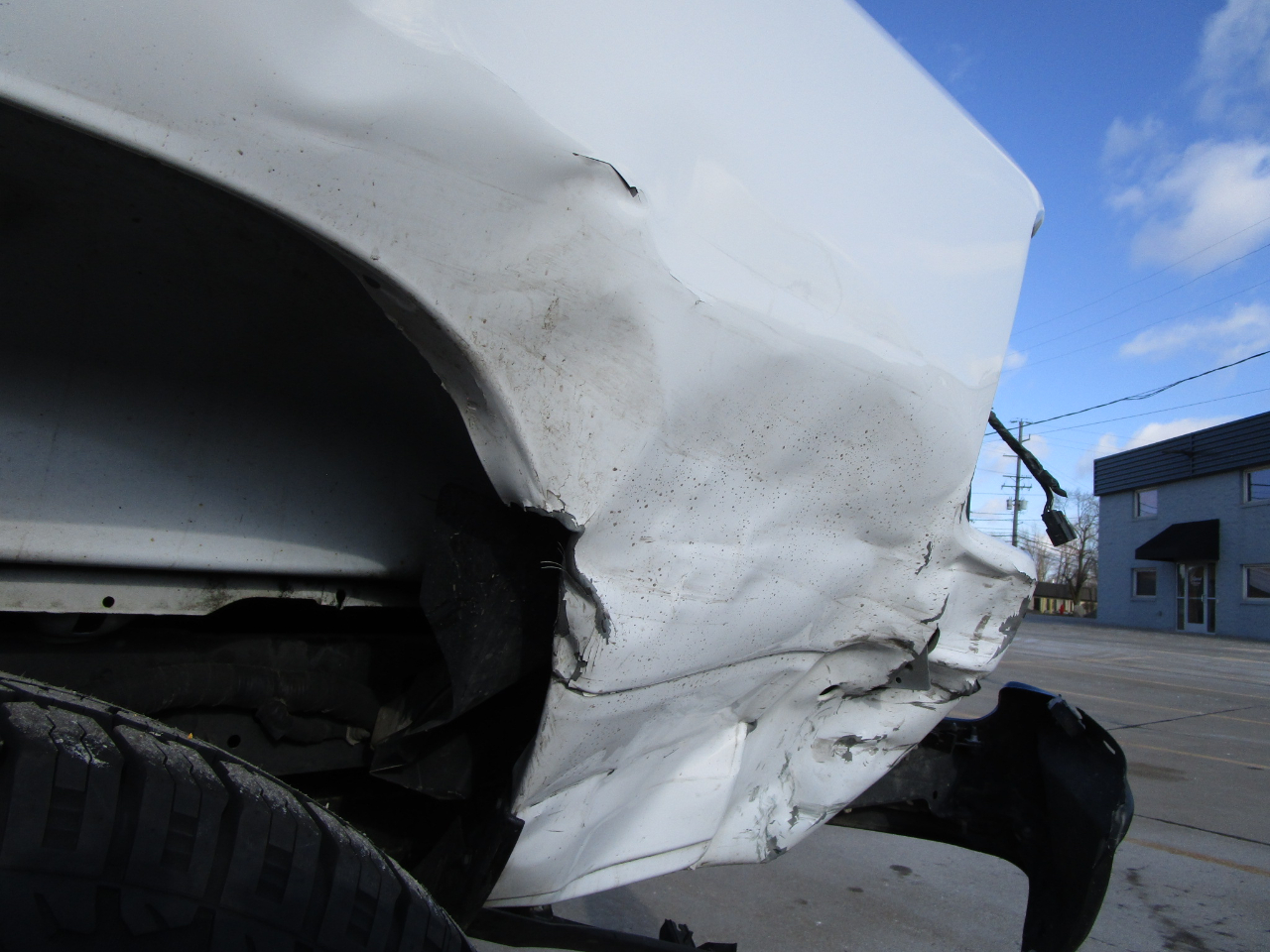 RAM 1500 Tradesman 4x4 Quad Cab 6'4" Box 2021