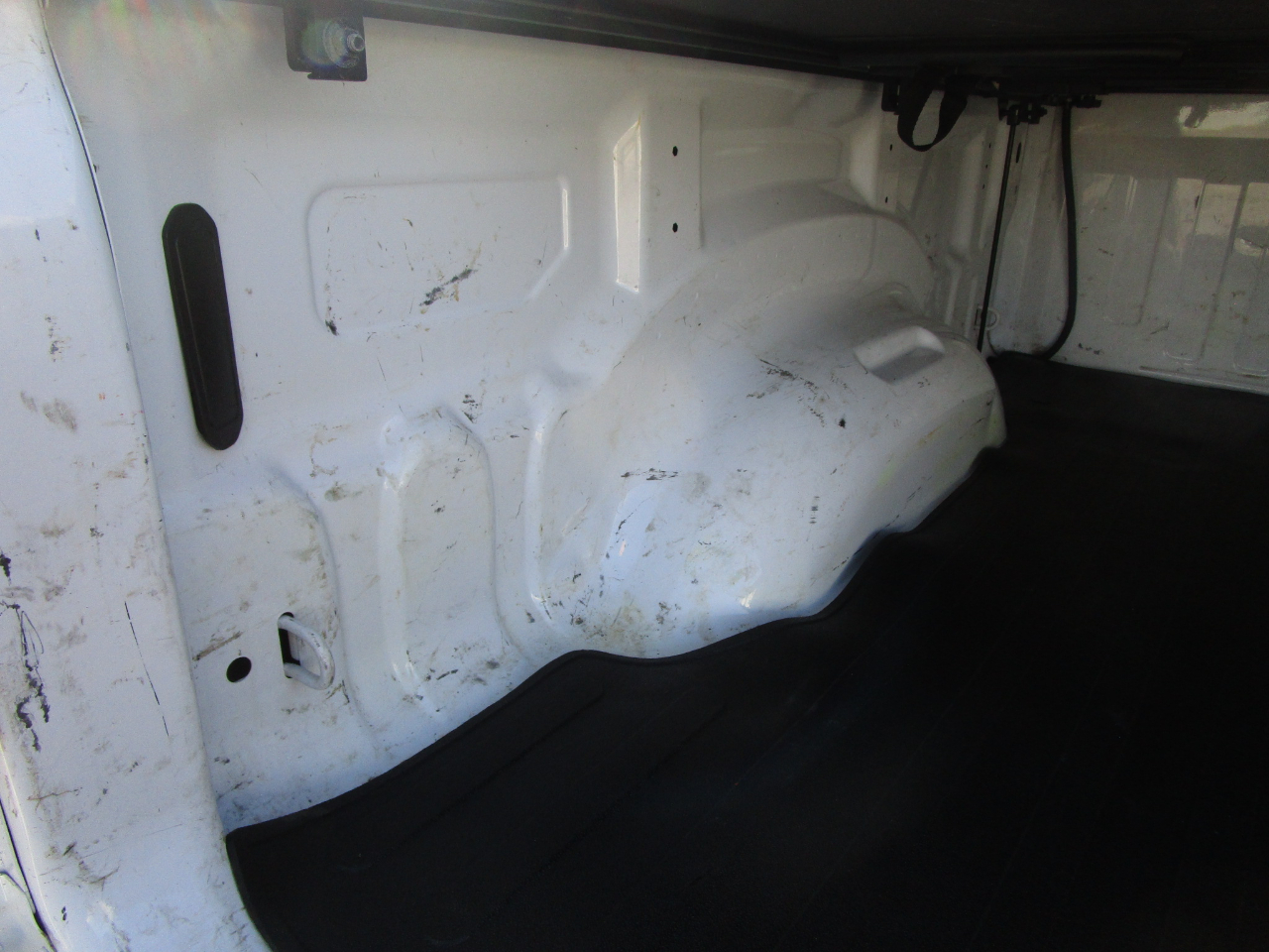 RAM 1500 Tradesman 4x4 Quad Cab 6'4" Box 2021