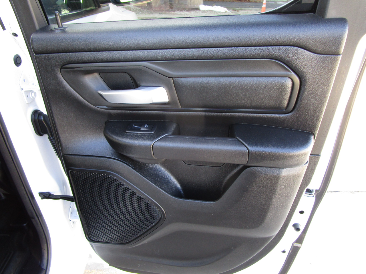 RAM 1500 Tradesman 4x4 Quad Cab 6'4" Box 2021