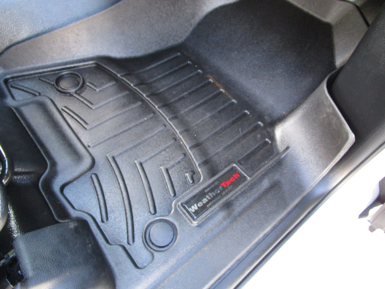 RAM 1500 Tradesman 4x4 Quad Cab 6'4" Box 2021