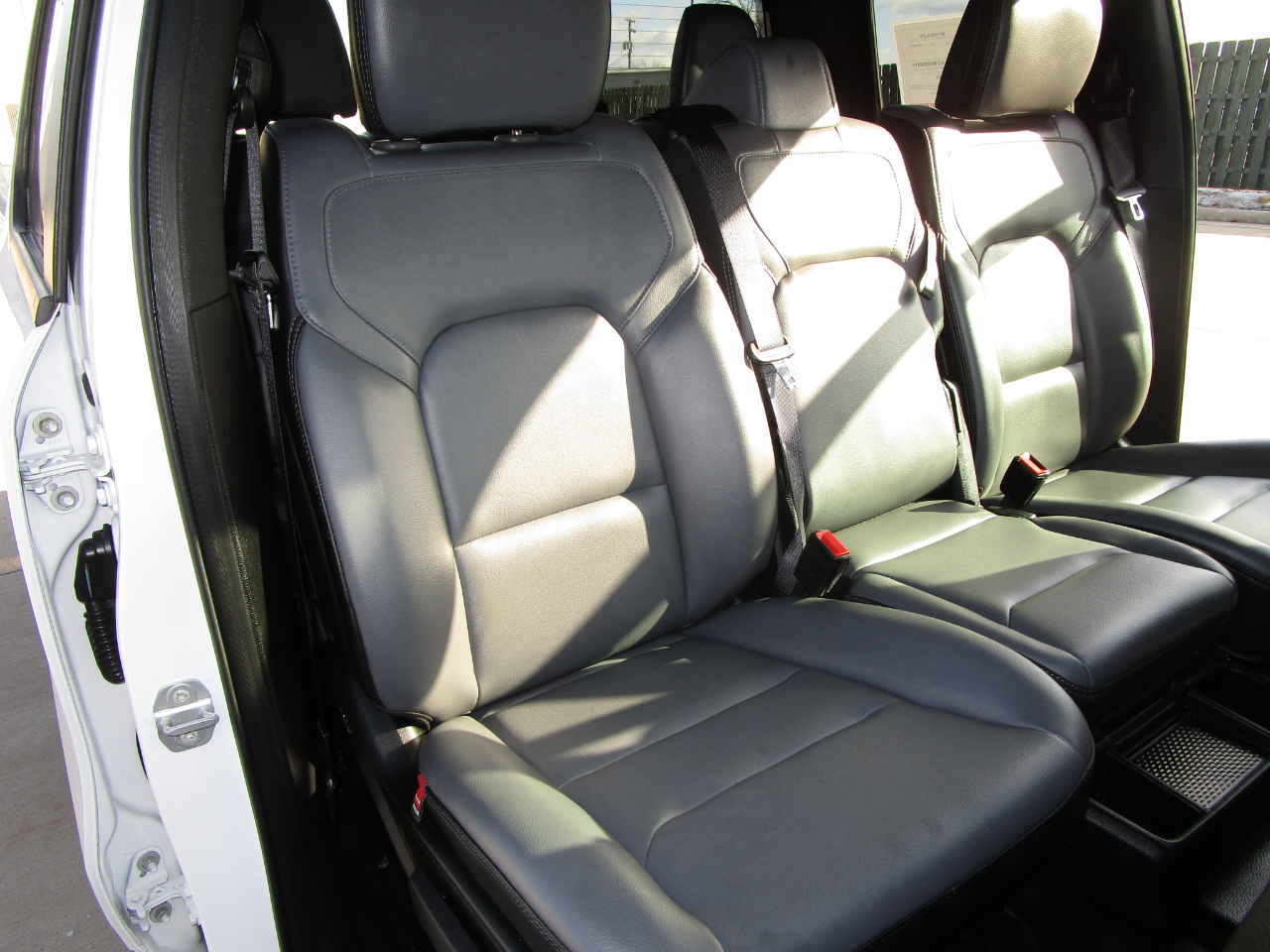 RAM 1500 Tradesman 4x4 Quad Cab 6'4" Box 2021