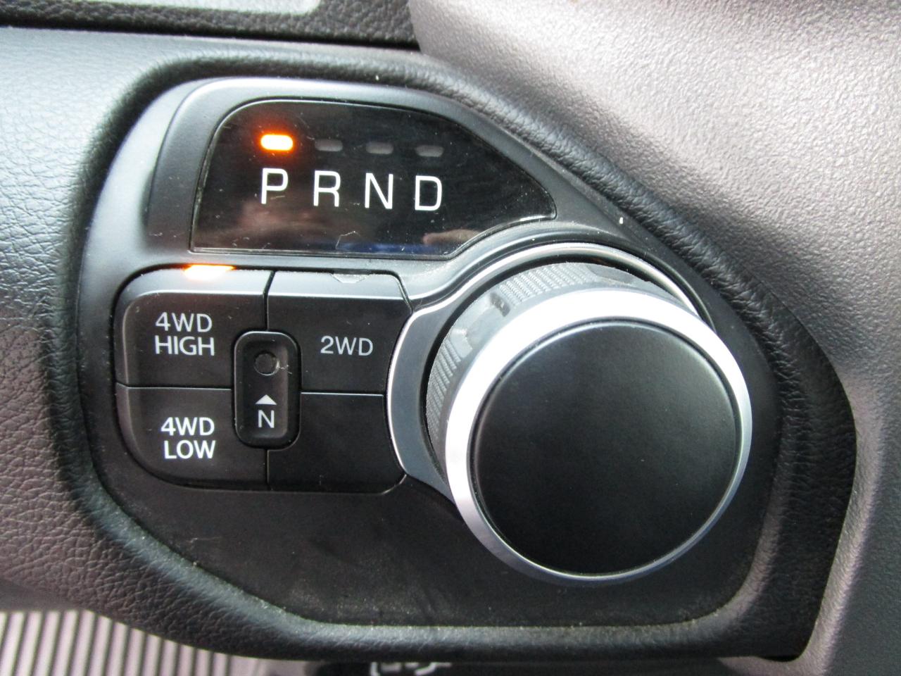 RAM 2500 Big Horn 4x4 Crew Cab 6'4" Box 2024