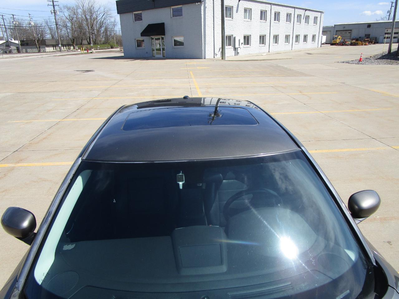 Dodge Charger 4dr Sdn R/T RWD 2009