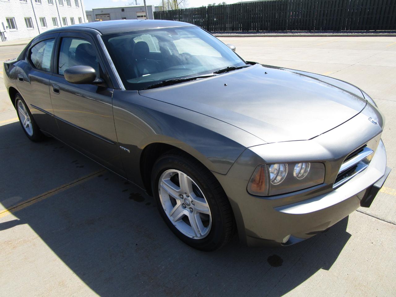 Dodge Charger 4dr Sdn R/T RWD 2009