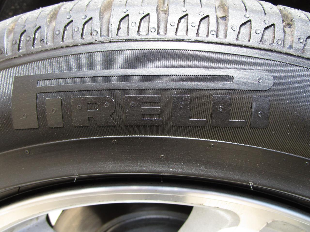 Dodge Charger 4dr Sdn R/T RWD 2009