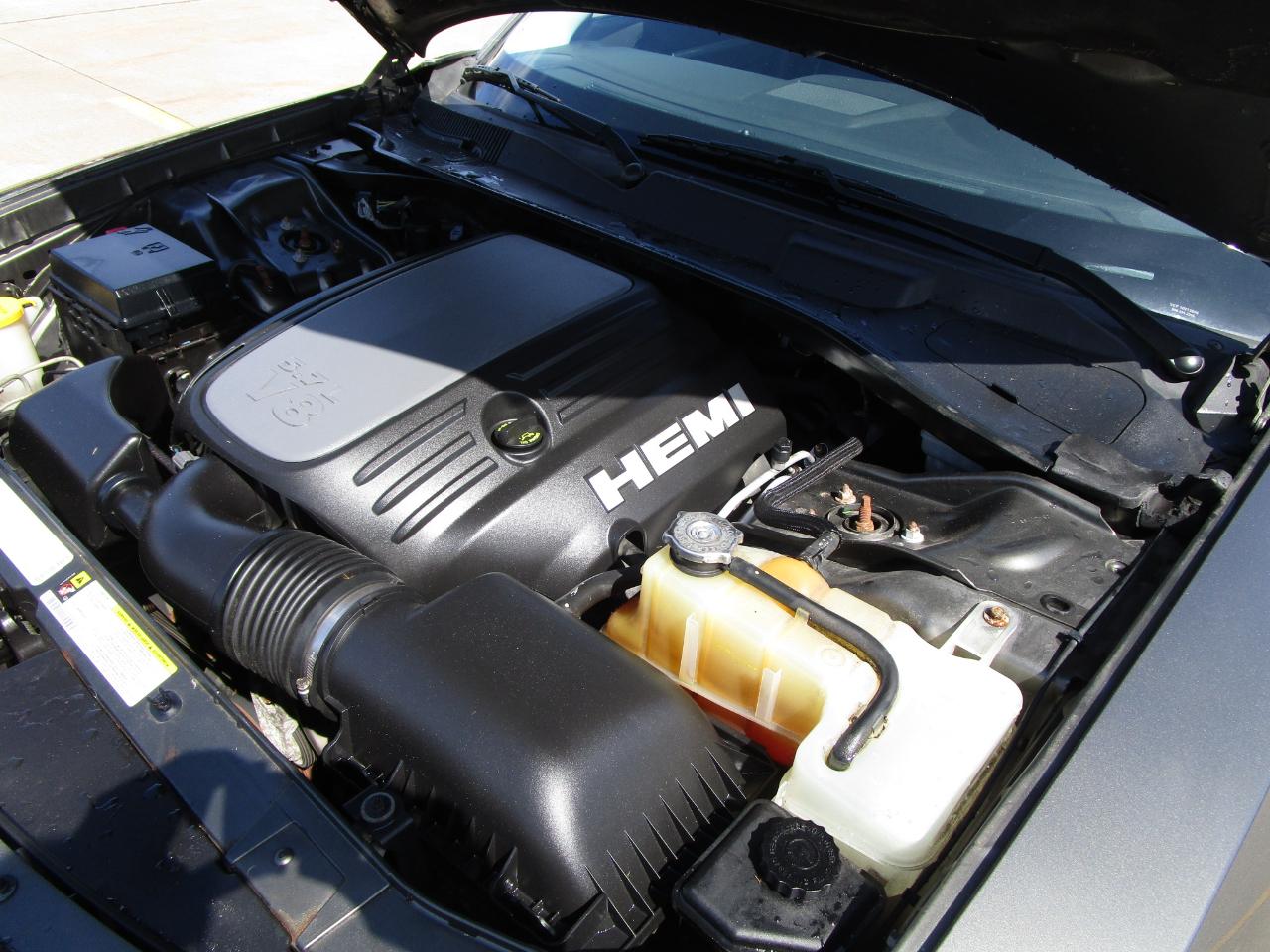 Dodge Charger 4dr Sdn R/T RWD 2009