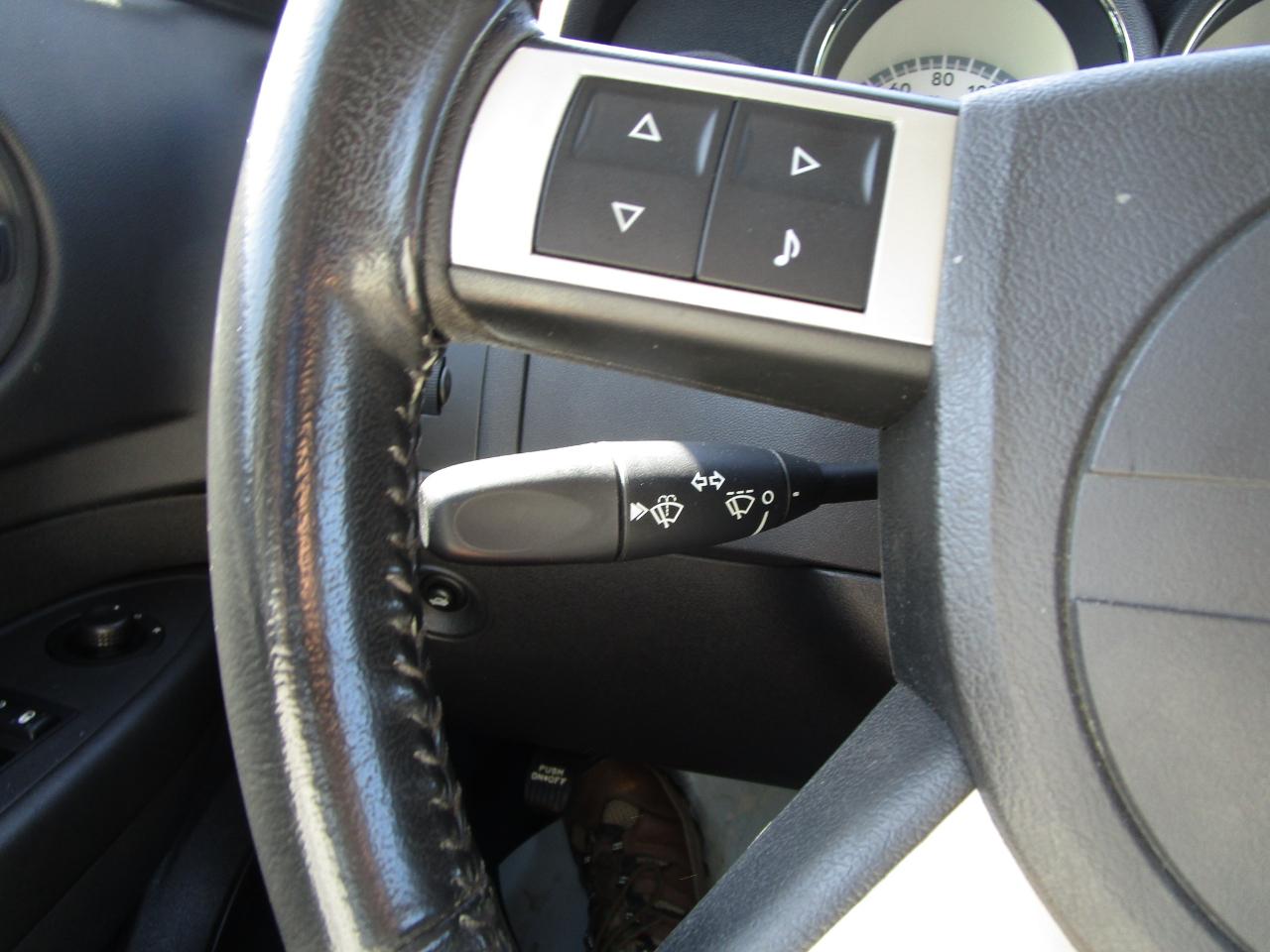 Dodge Charger 4dr Sdn R/T RWD 2009