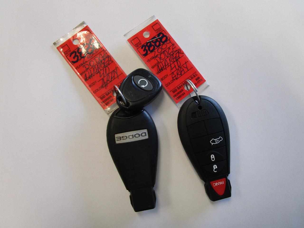 Dodge Charger 4dr Sdn R/T RWD 2009