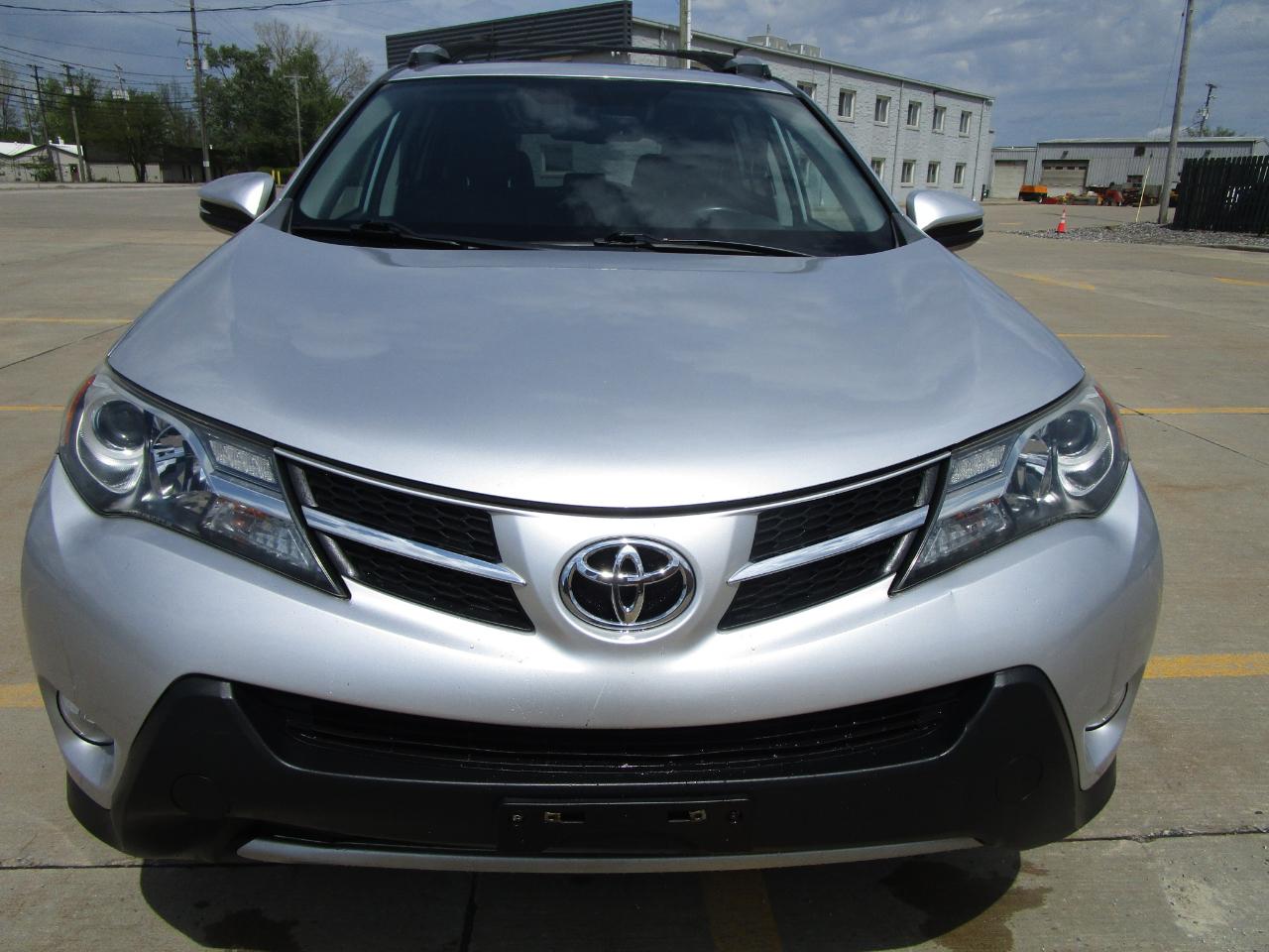 Toyota RAV4 AWD 4dr Limited (Natl) 2015