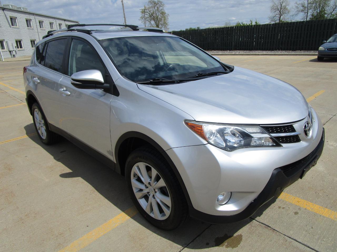Toyota RAV4 AWD 4dr Limited (Natl) 2015