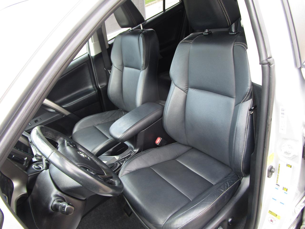 Toyota RAV4 AWD 4dr Limited (Natl) 2015