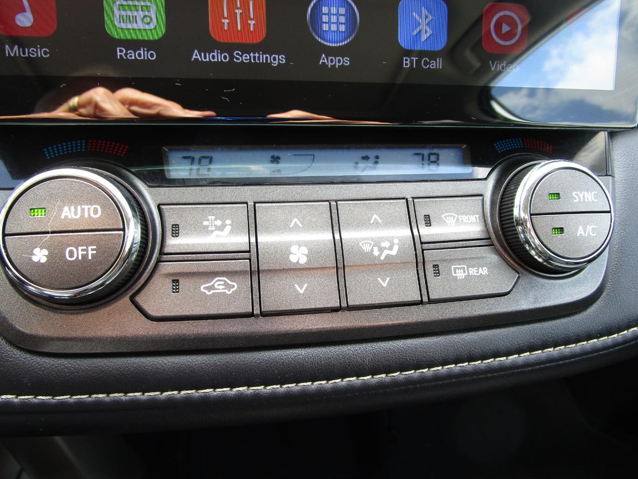 Toyota RAV4 AWD 4dr Limited (Natl) 2015