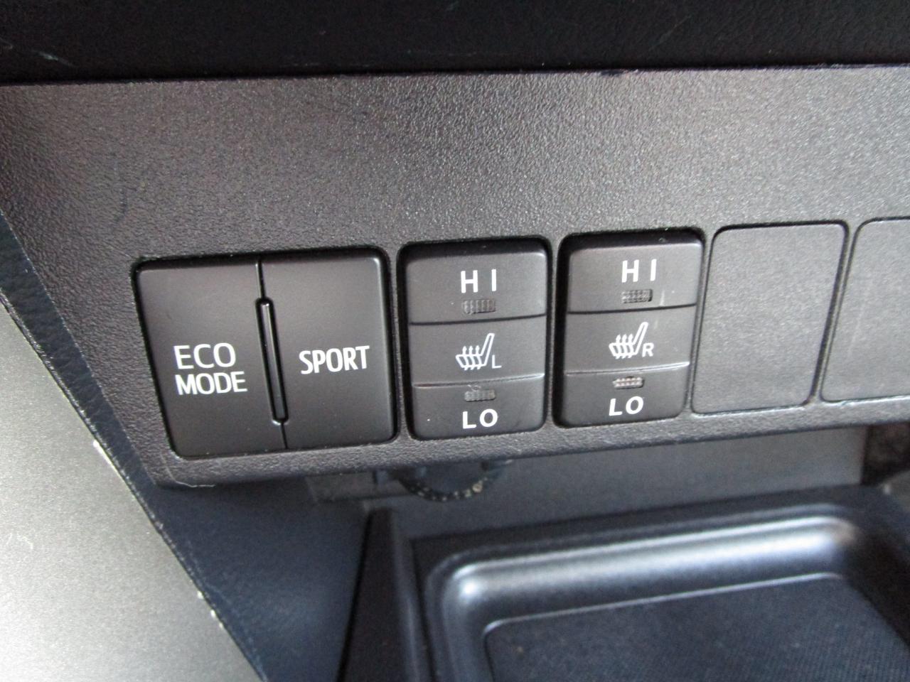 Toyota RAV4 AWD 4dr Limited (Natl) 2015