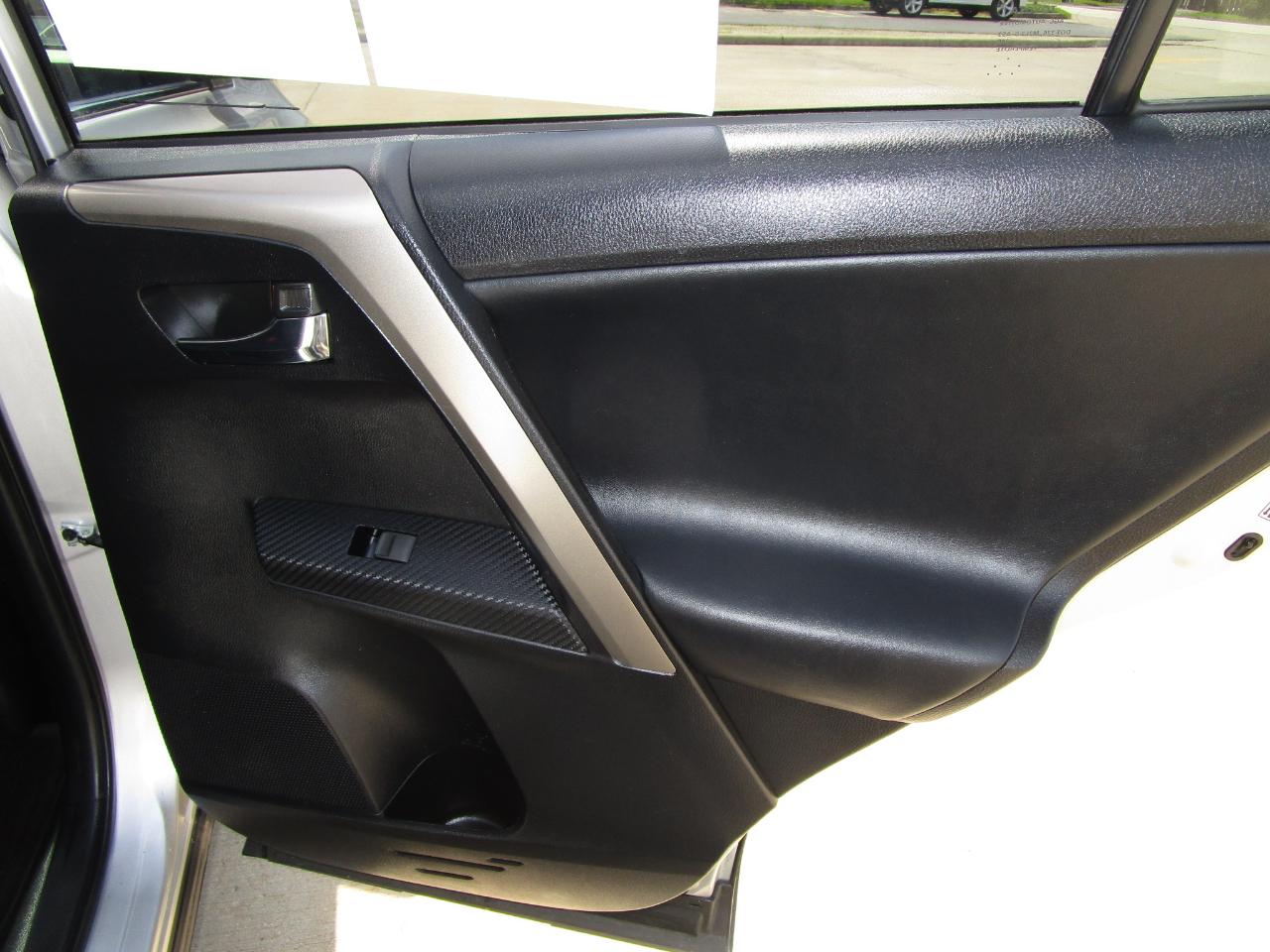 Toyota RAV4 AWD 4dr Limited (Natl) 2015