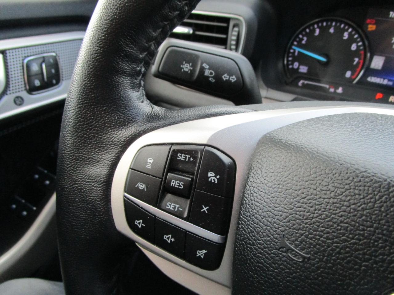 Ford Explorer Limited 4WD 2022