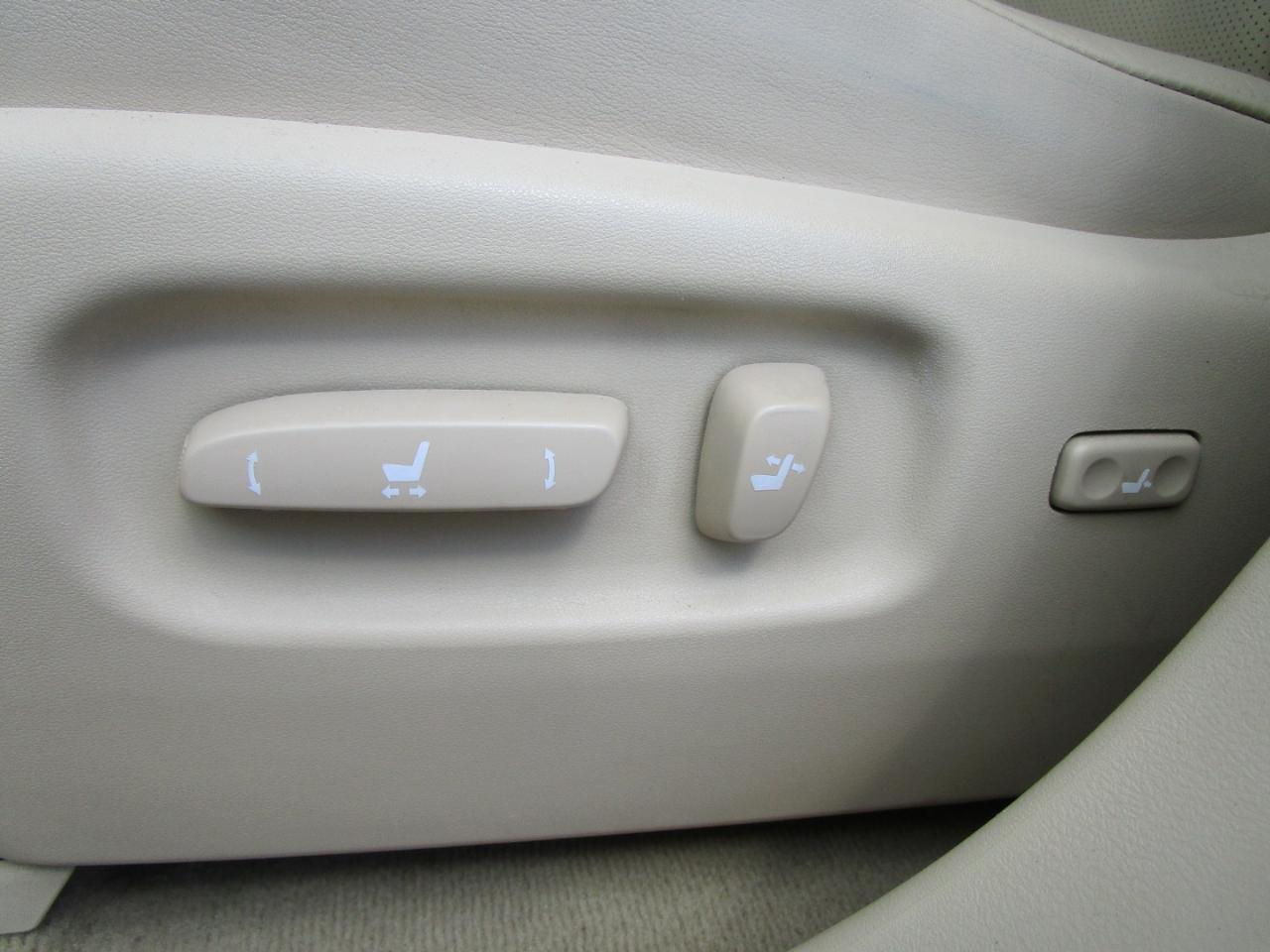 Lexus RX 350 AWD 4dr 2012