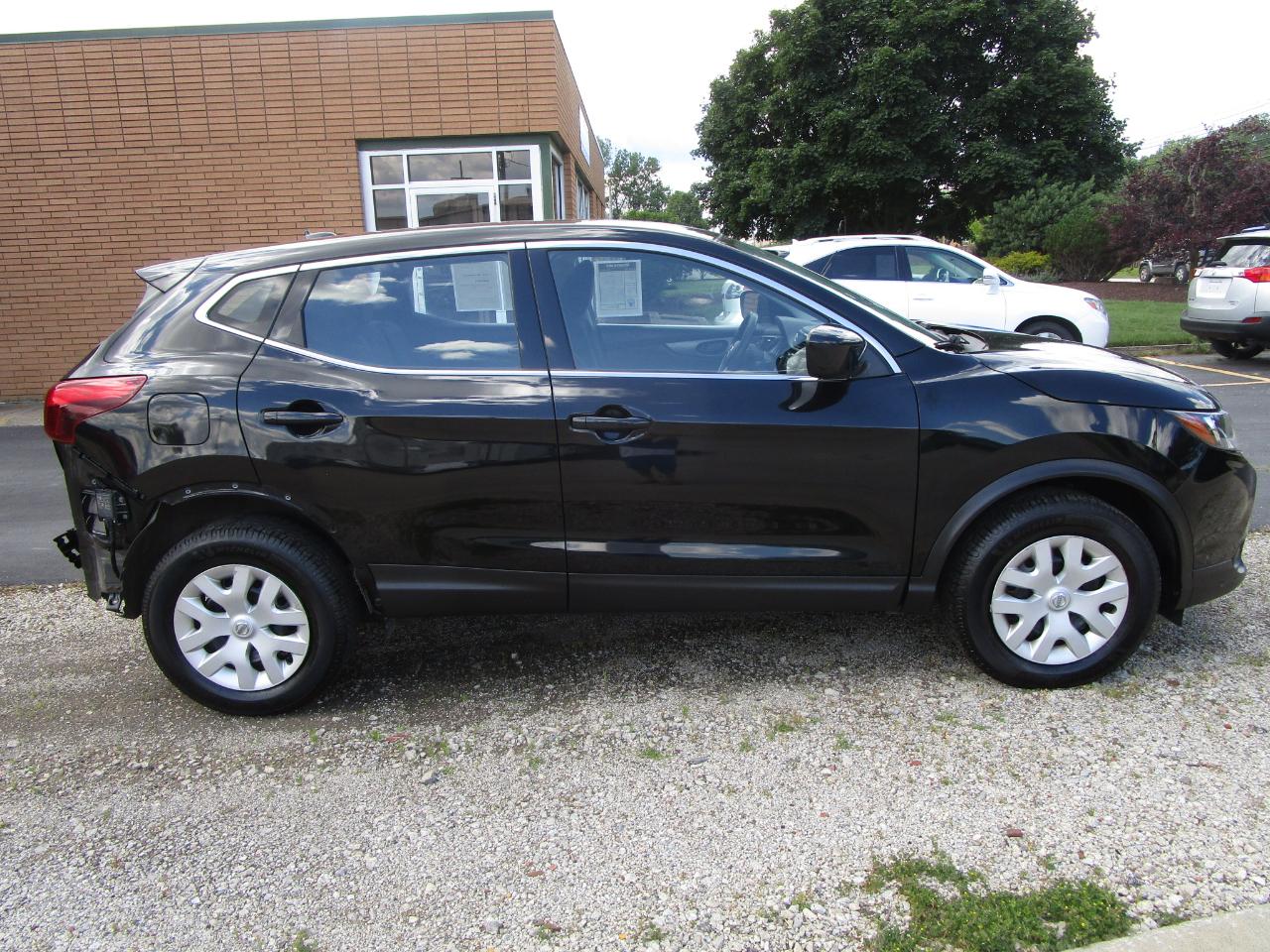Nissan Rogue Sport FWD S 2019