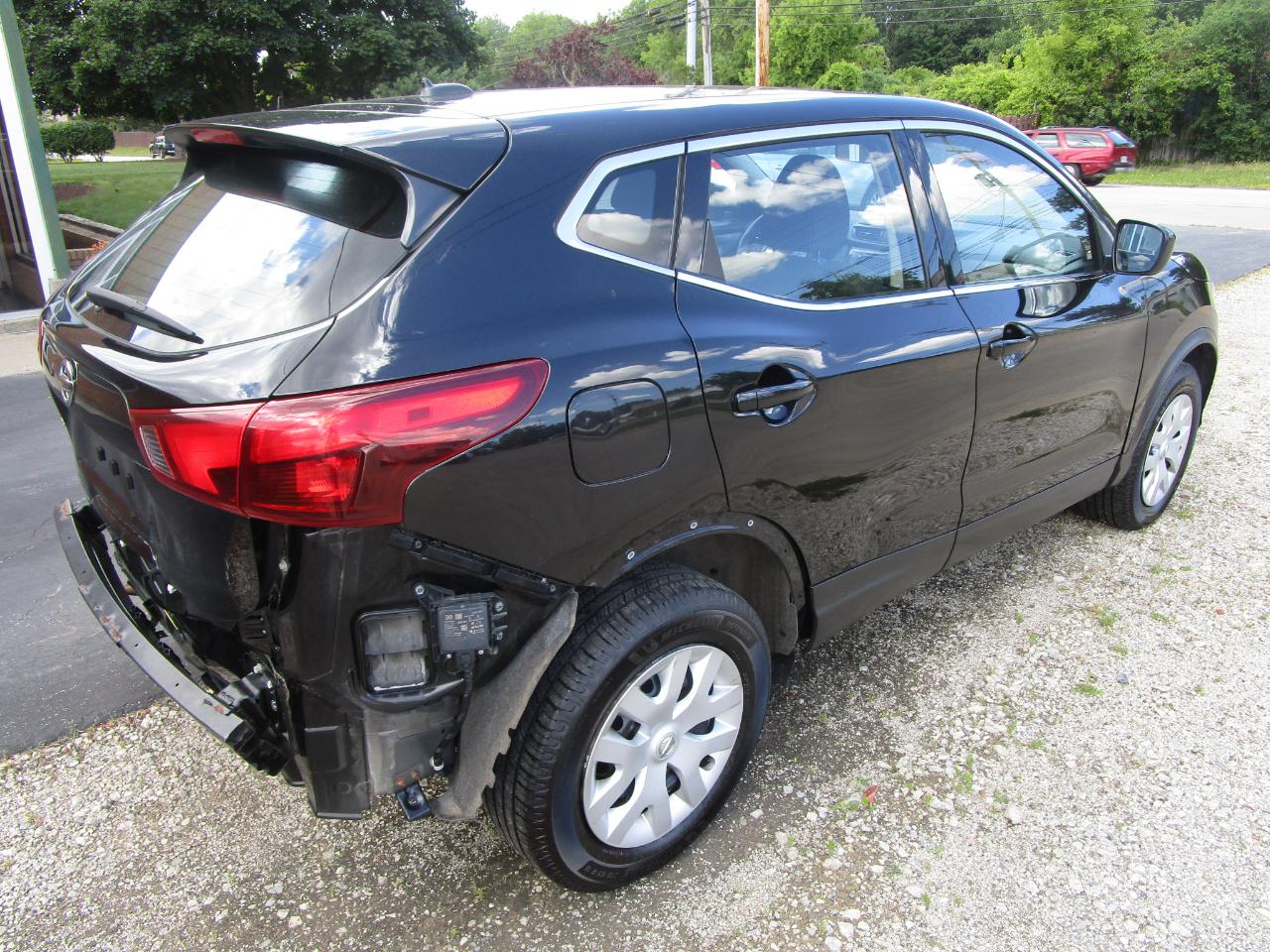 Nissan Rogue Sport FWD S 2019