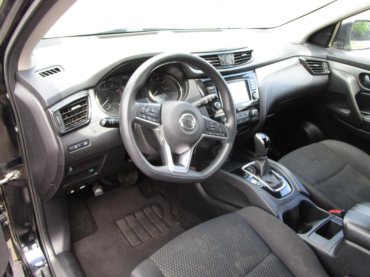 Nissan Rogue Sport FWD S 2019