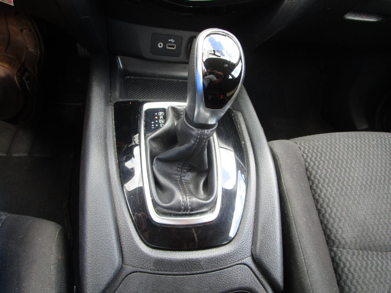 Nissan Rogue Sport FWD S 2019