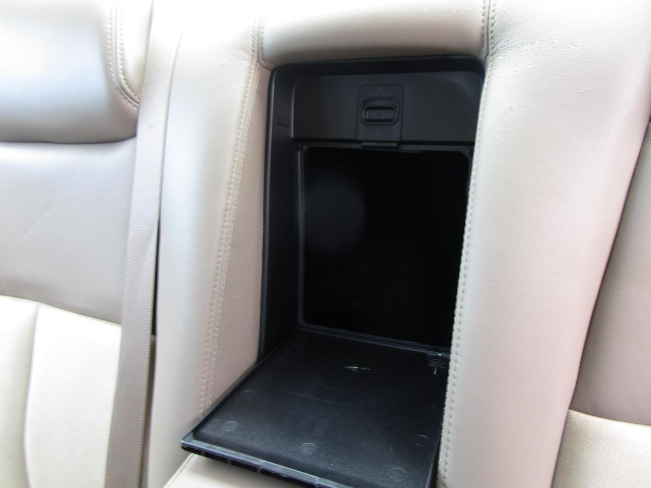 Pontiac Bonneville 4dr Sdn GXP 2005