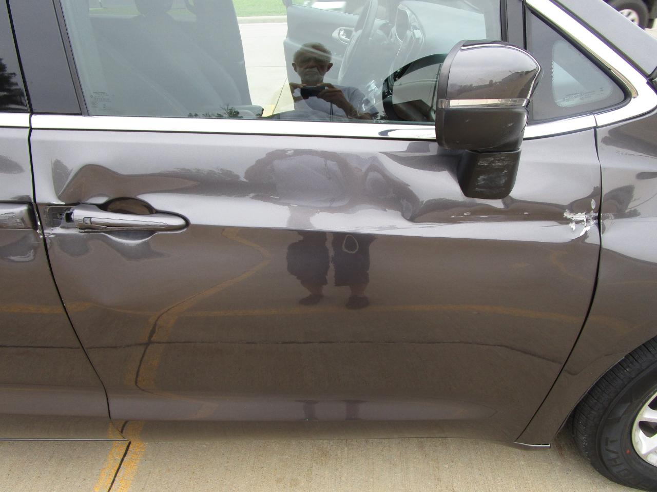 Chrysler Pacifica Touring FWD 2023