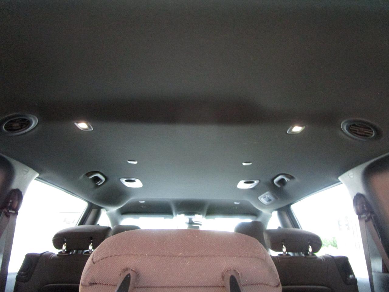 Chrysler Pacifica Touring FWD 2023