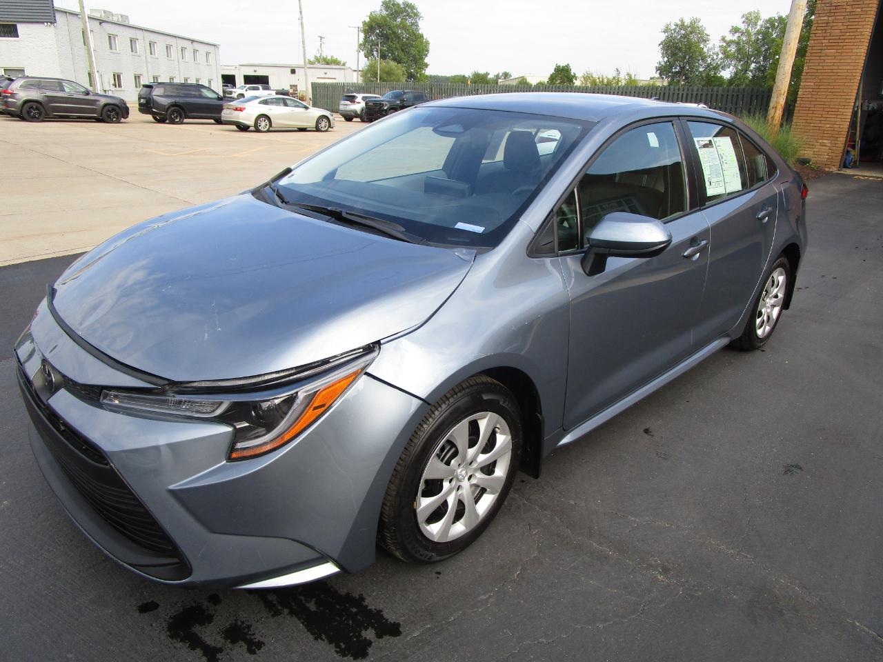 Toyota Corolla LE CVT (Natl) 2025