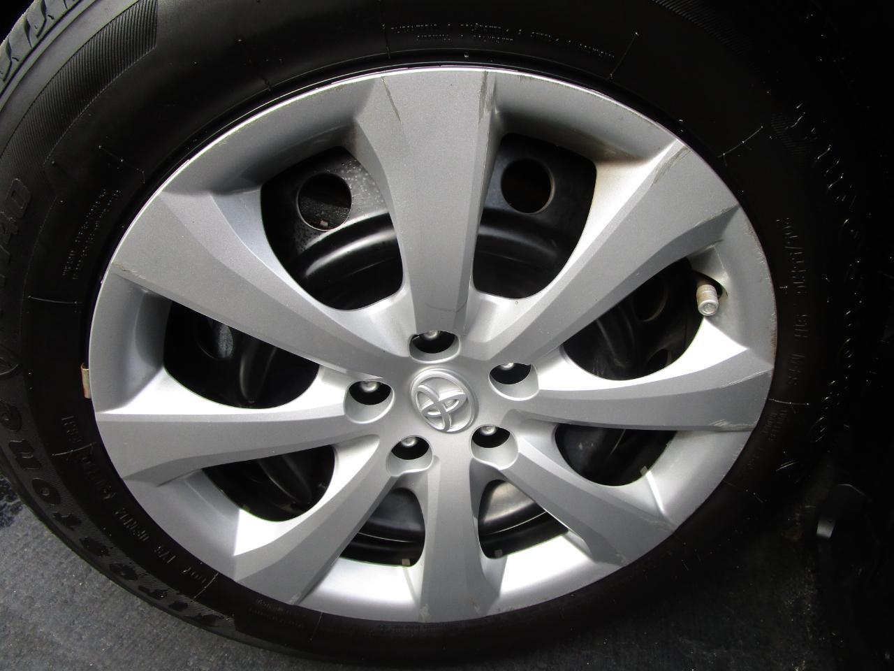 Toyota Corolla LE CVT (Natl) 2025